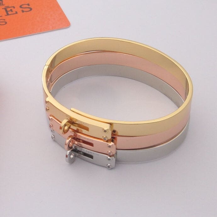 18K Hermes Yellow Gold Kelly Bracelet