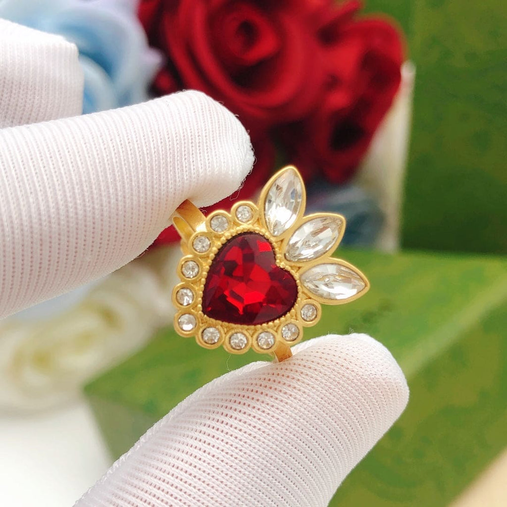 18K Gucci Double Crystal Heart Ring