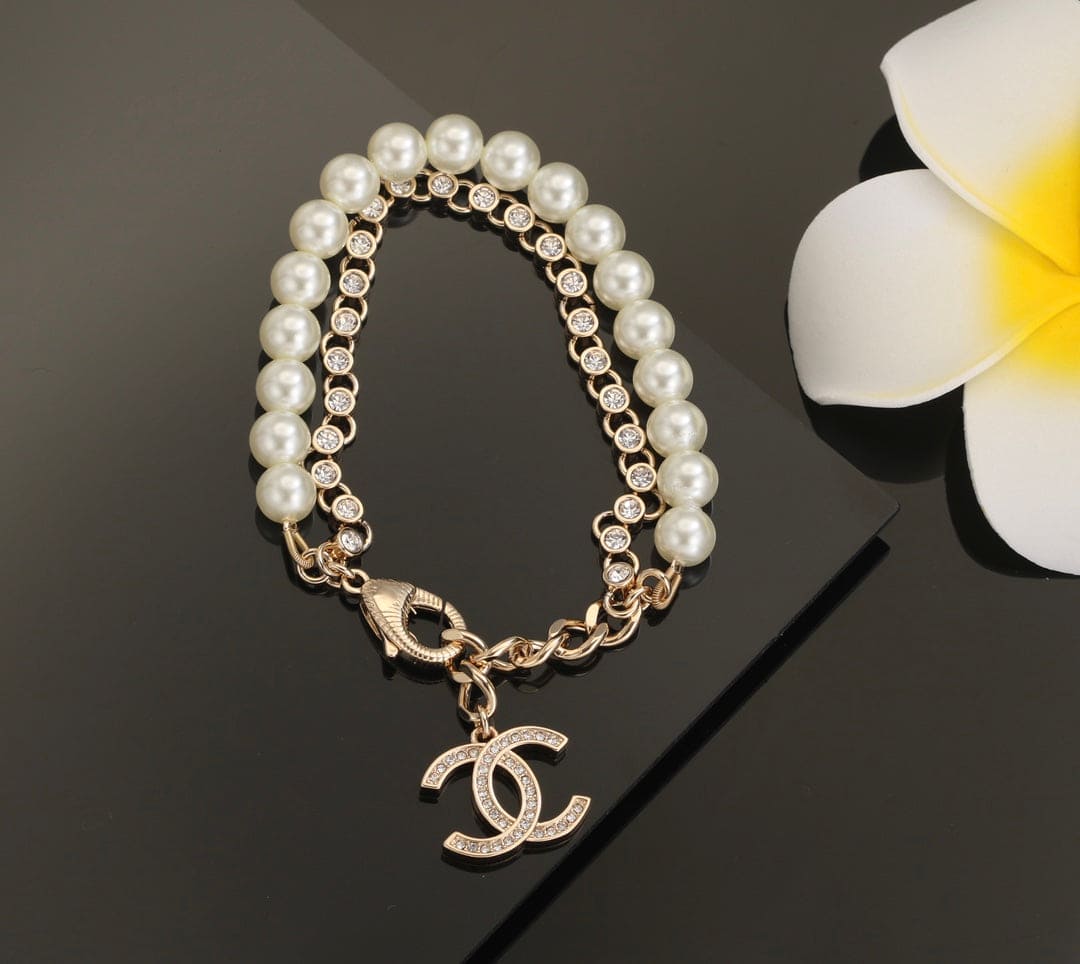18K Chanel Pearls Chain Bracelet