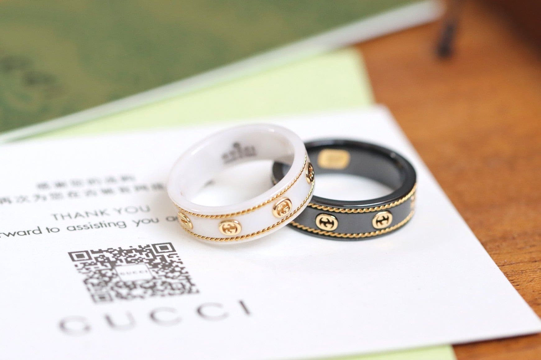 18K Gucci Double Interlocking Gucci Icon Black Corundum Ring