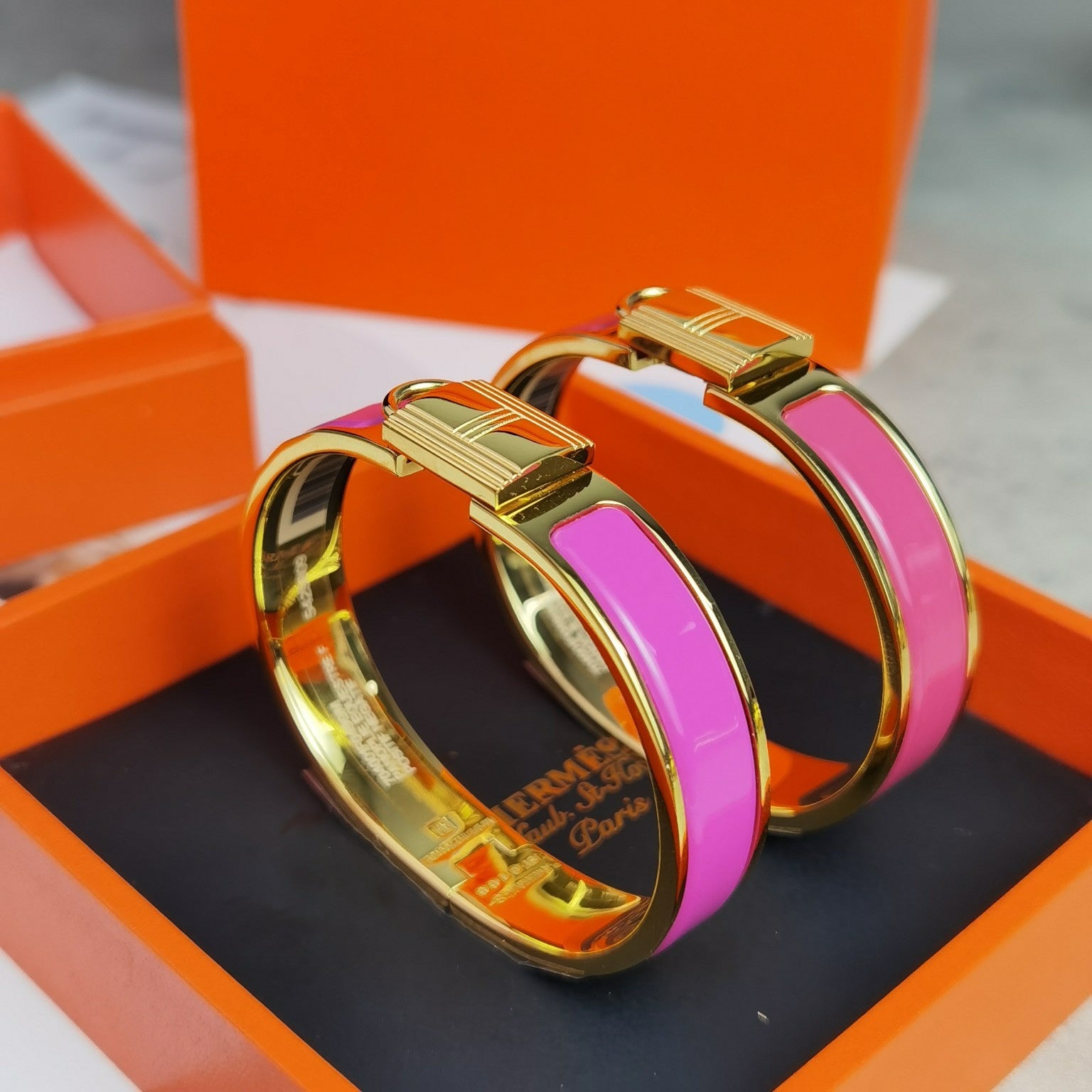 18K Hermes Clic Cadenas Pink Bracelet