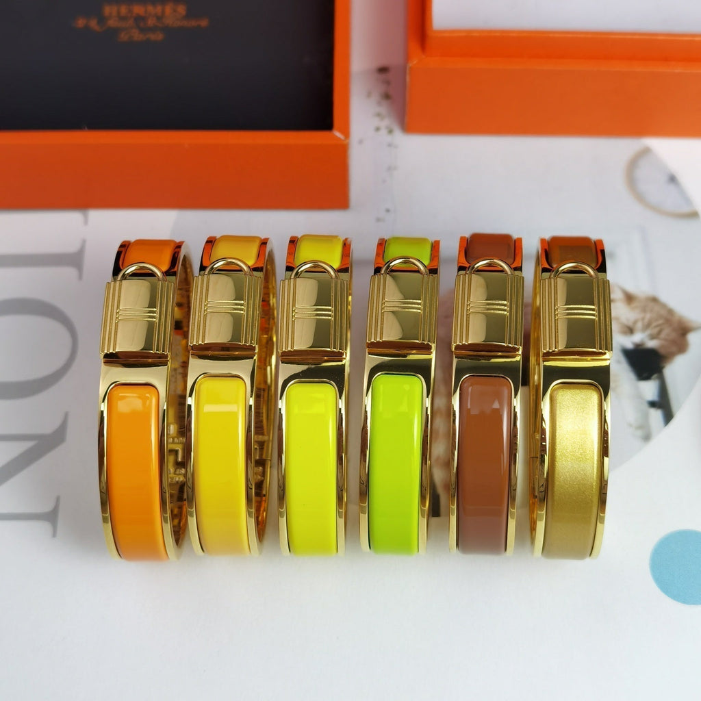 18K Hermes Clic Cadenas Orange Bracelet