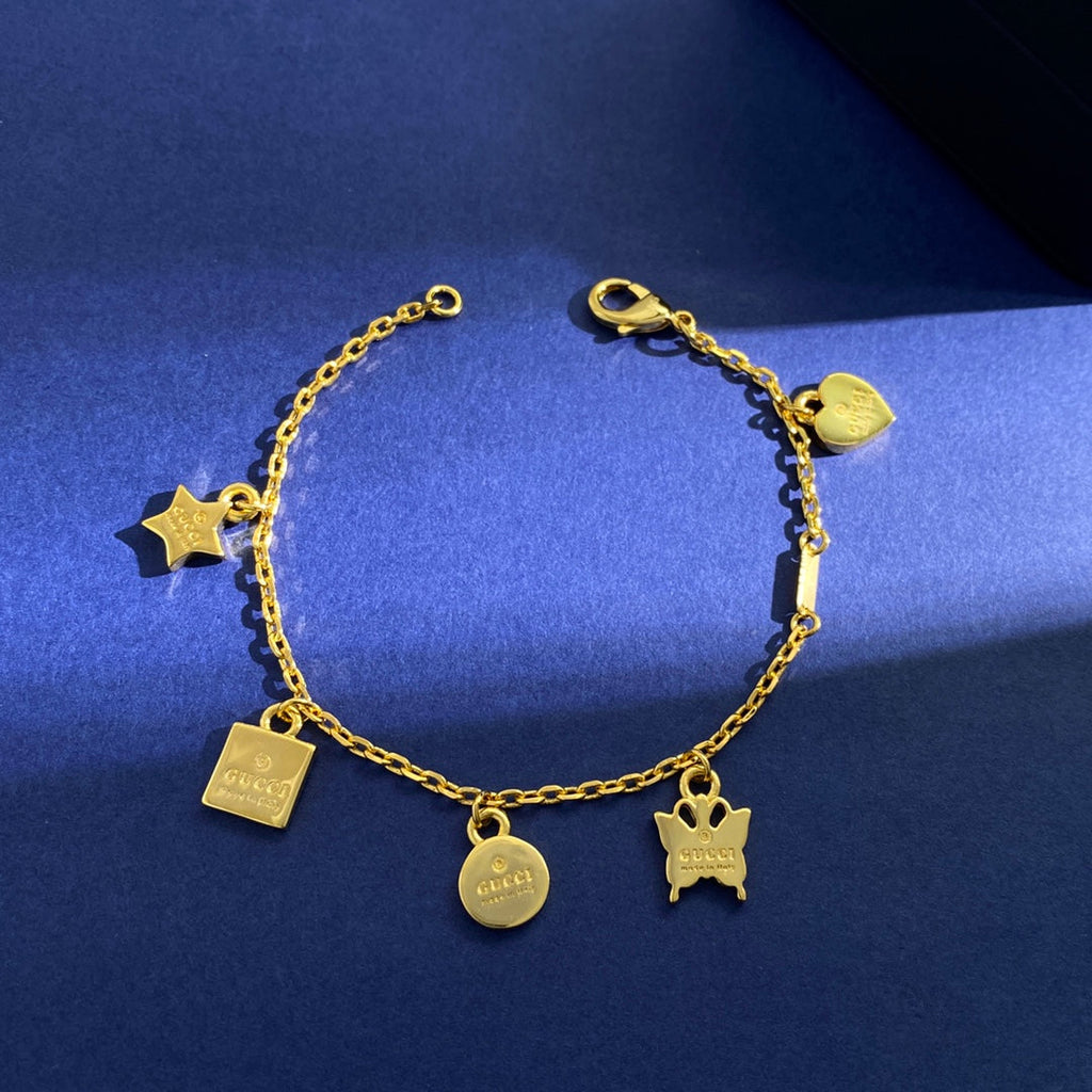 18K Gucci Double Letter Bracelet