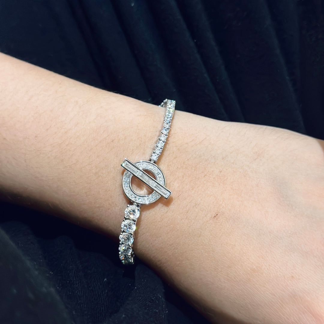 18K Hermes Finesse Link Diamond Bracelet