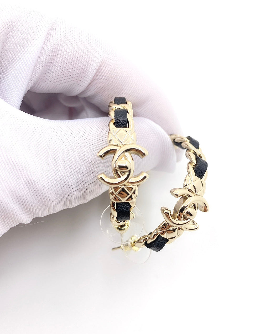 18K Chanel Circle Leather Earrings