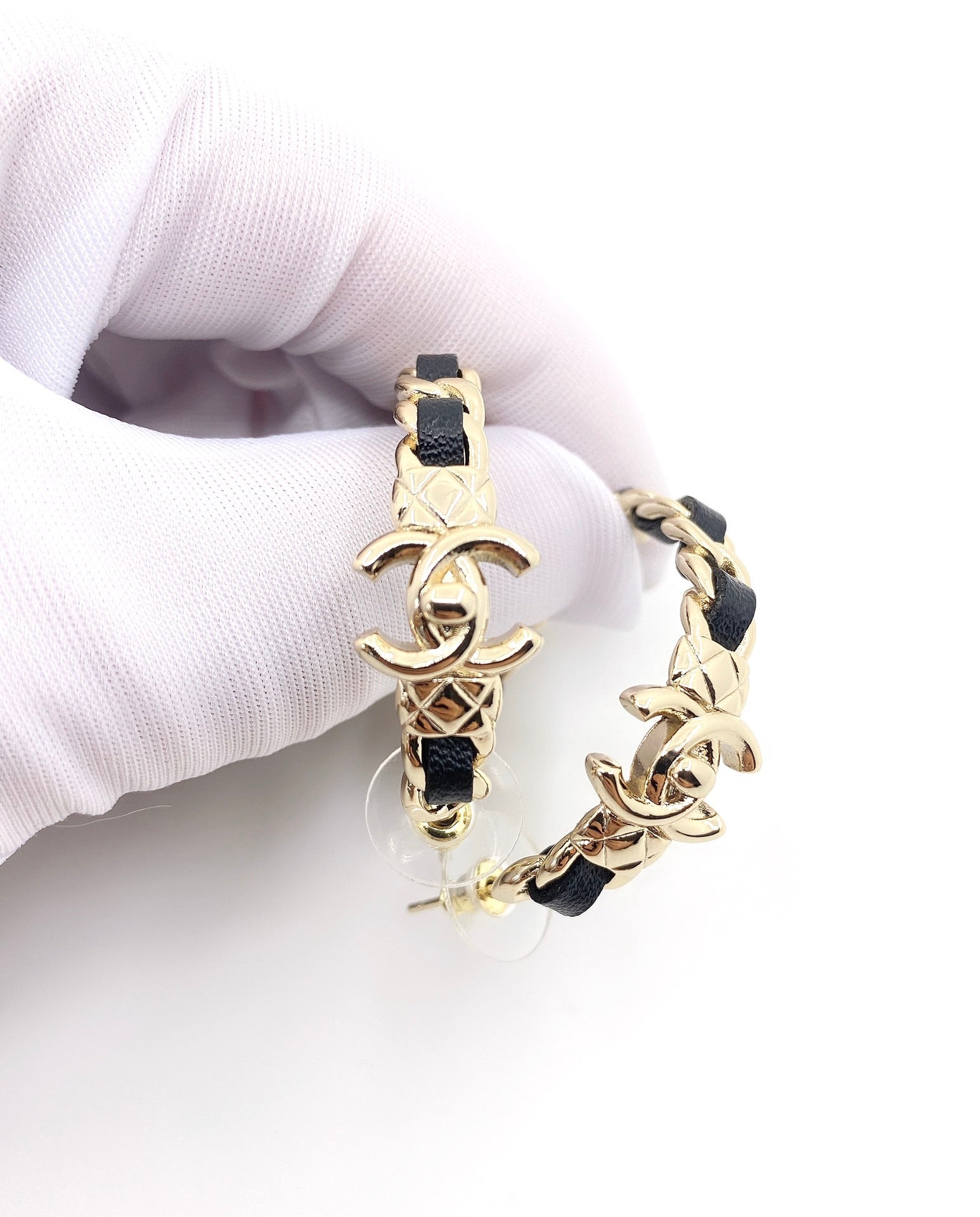 18K Chanel Circle Leather Earrings