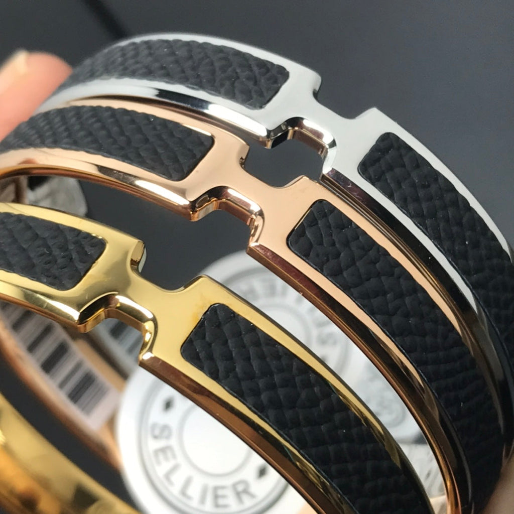 18K Hermes Olympe Black Bracelet
