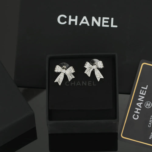 18K Chanel Bow Tie Diamond Earrings