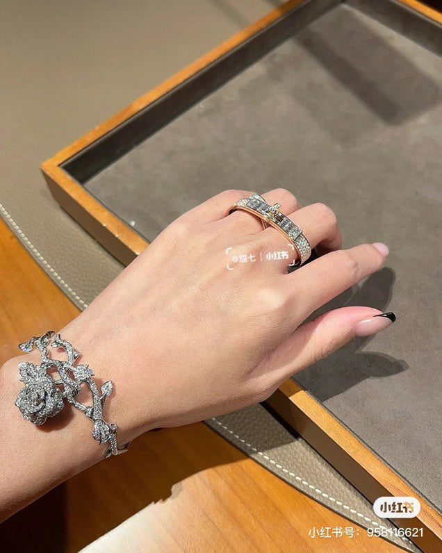18K Hermes Kelly Gavroche Double Ring