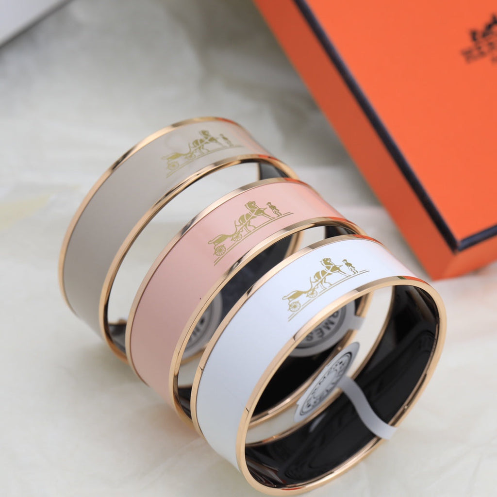 18K Hermes Enamel Cal ̈ ̈che Wide Bangle Bracelet