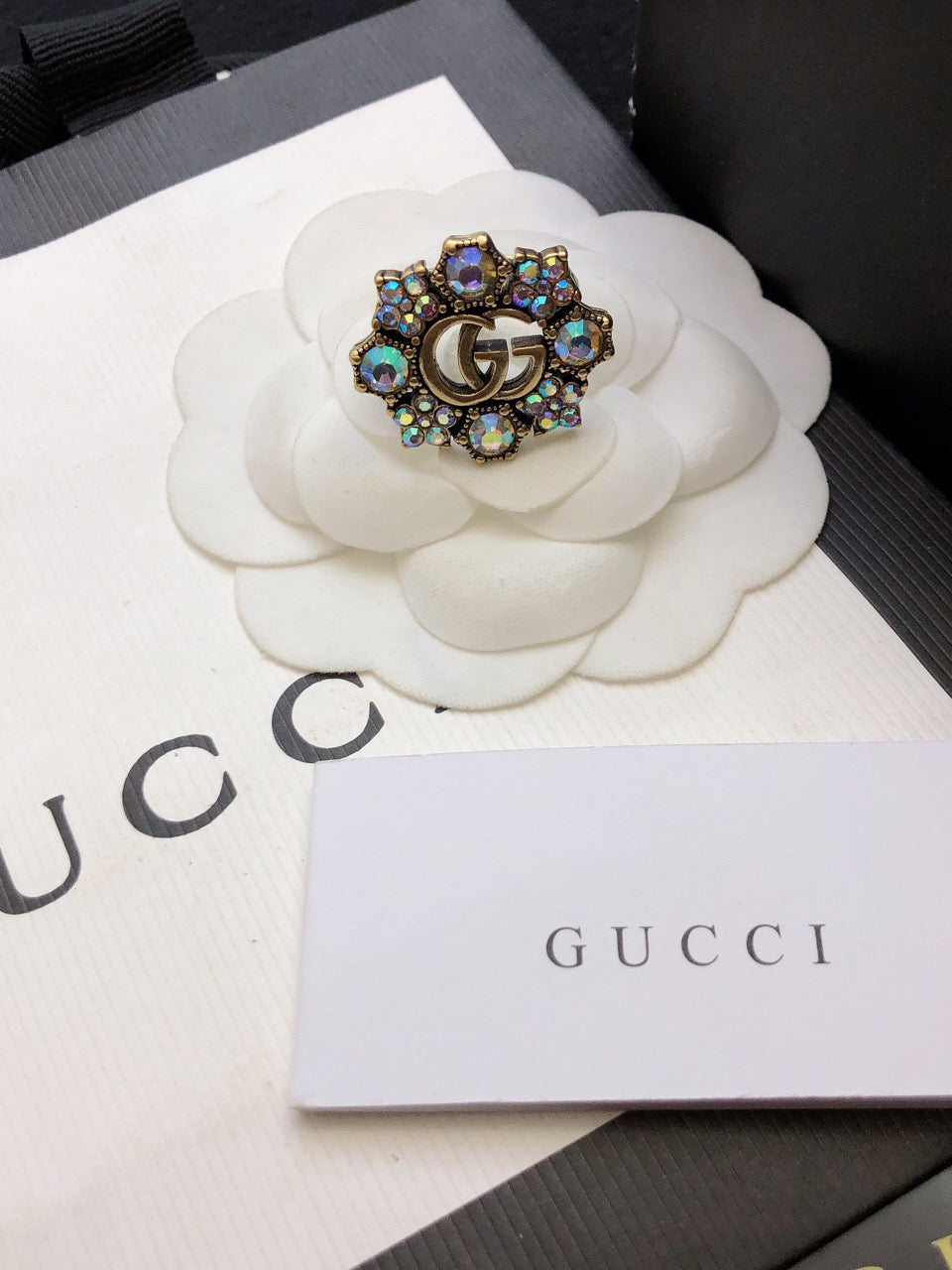 18K Gucci Double Crystal Flower Ring