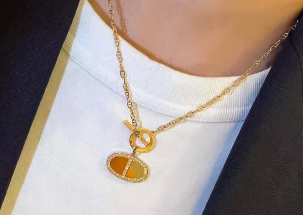 18K Hermes Chaine D'ancre Contour Pendant Necklace