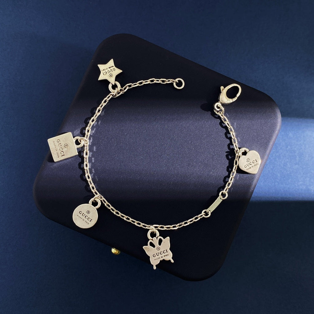 18K Gucci Double Letter Bracelet