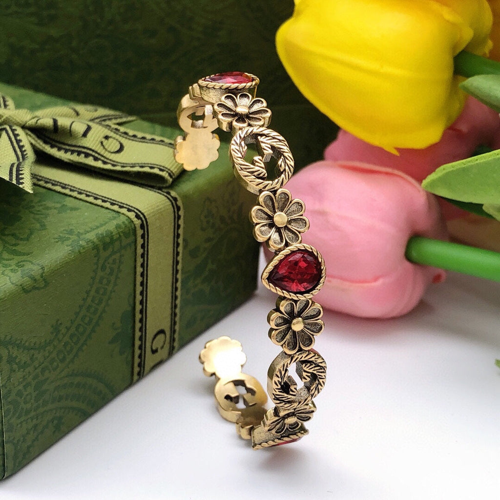 18K Gucci Double Flowers Red Crystals Open Cuff Bracelet