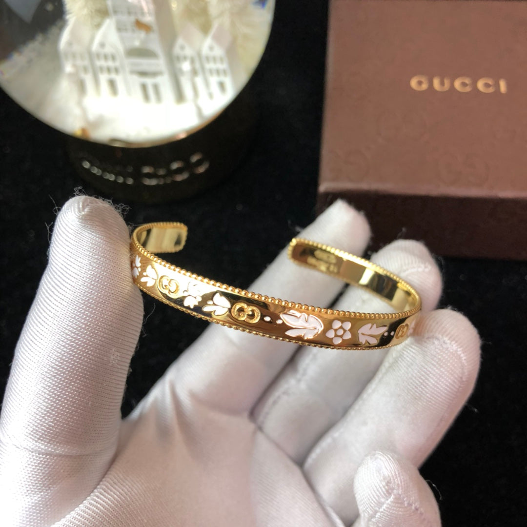 18K Gucci Double Icon Blossom Enamel Bangle Bracelet