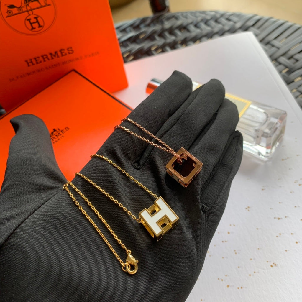 18K Hermes Cage D'H White Necklace