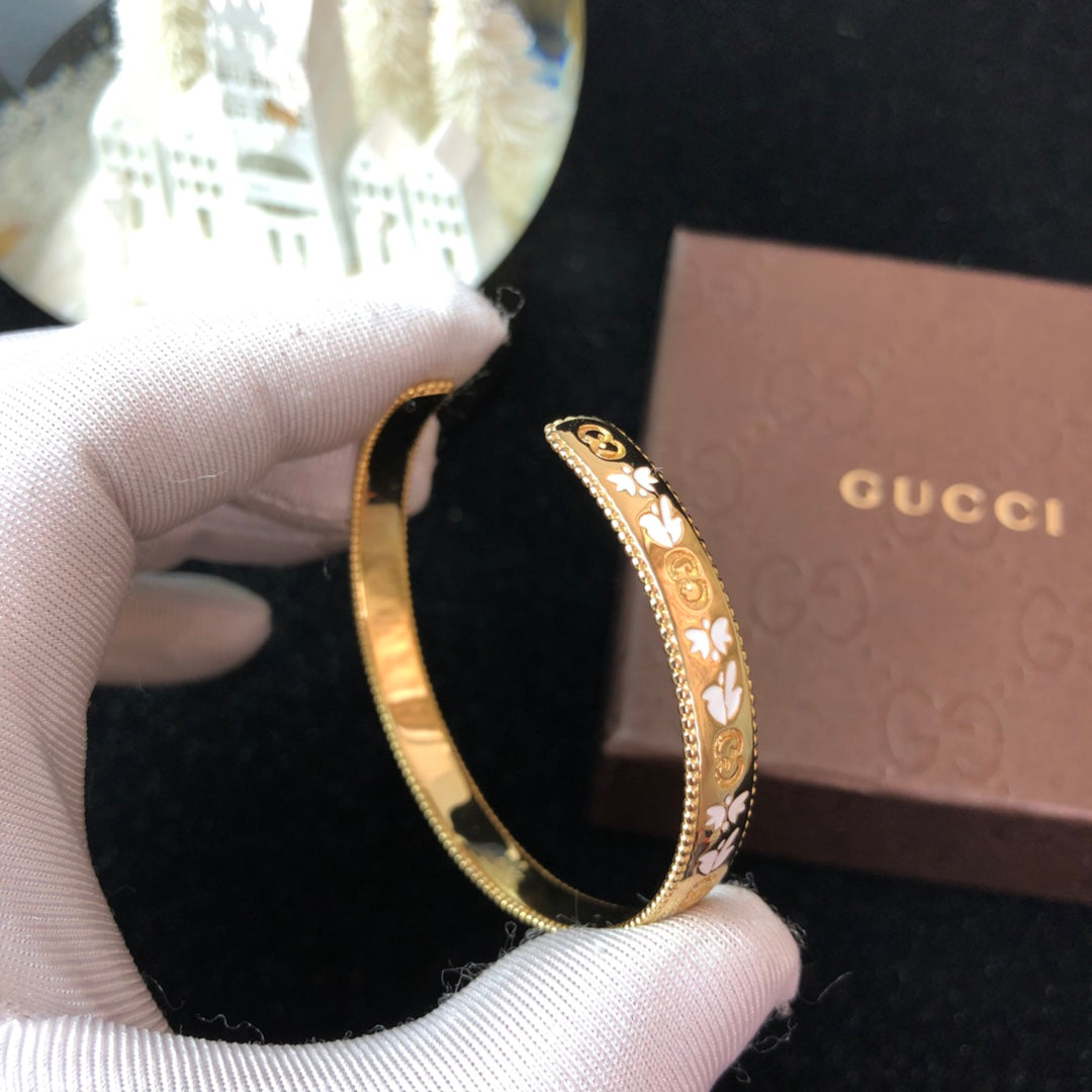 18K Gucci Double Icon Blossom Enamel Bangle Bracelet