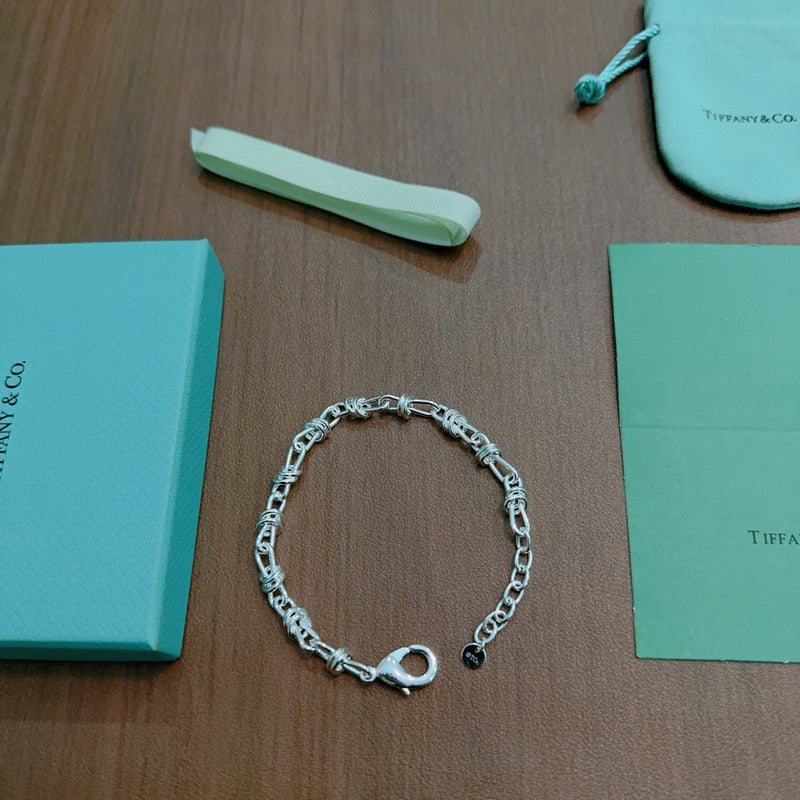 18K Tiffany Return to Lock Bracelet