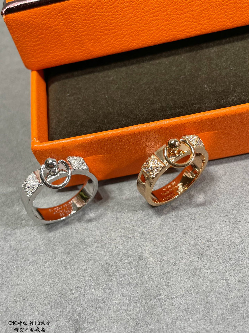 18K Hermes Collier De Chien Lock Diamonds Ring