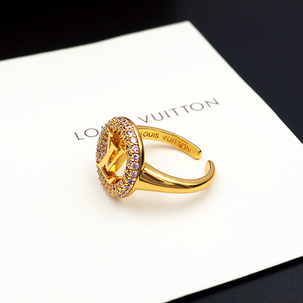 18K Louis Vuitton Louise Tresor Ring